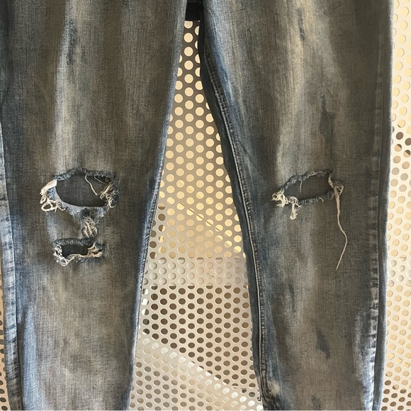 Pistola Denim Mid Rise Slim Fit Distressed Jeans Size 31 Medium Wash Inseam 26” - Picture 4 of 10